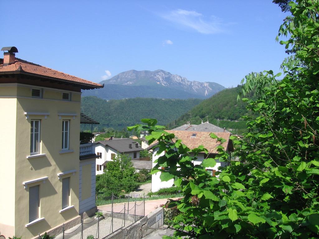 Hotel Concordia Levico Terme Bagian luar foto